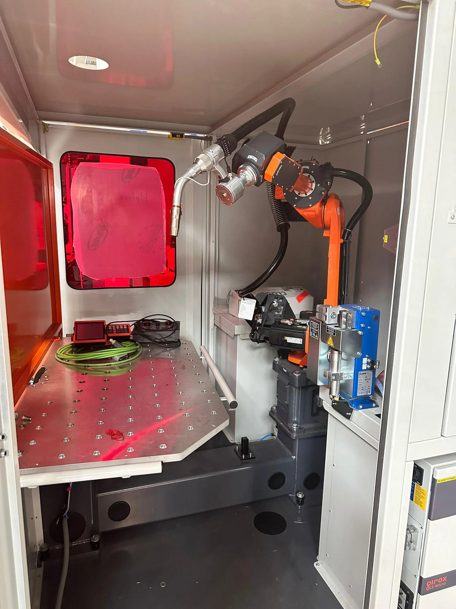 Robotizované svařovací pracoviště III